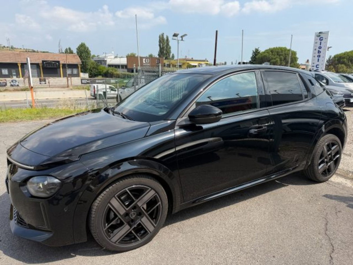 Lancia Ypsilon 1.2 mhev Edizione Cassina e-dct (6)