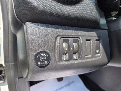 Renault Clio TCe 12V 90 CV GPL 5 porte Business (12)