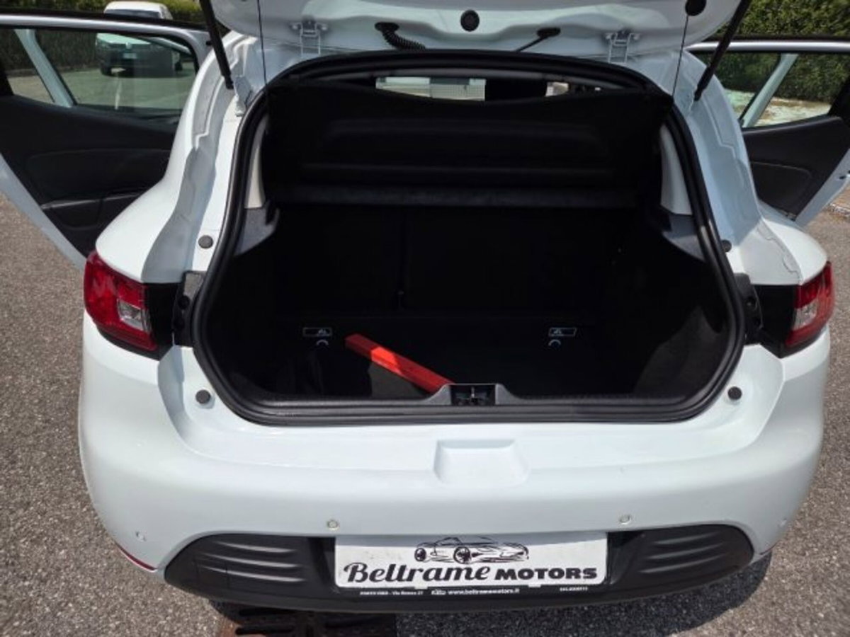 Renault Clio TCe 12V 90 CV GPL 5 porte Business (19)