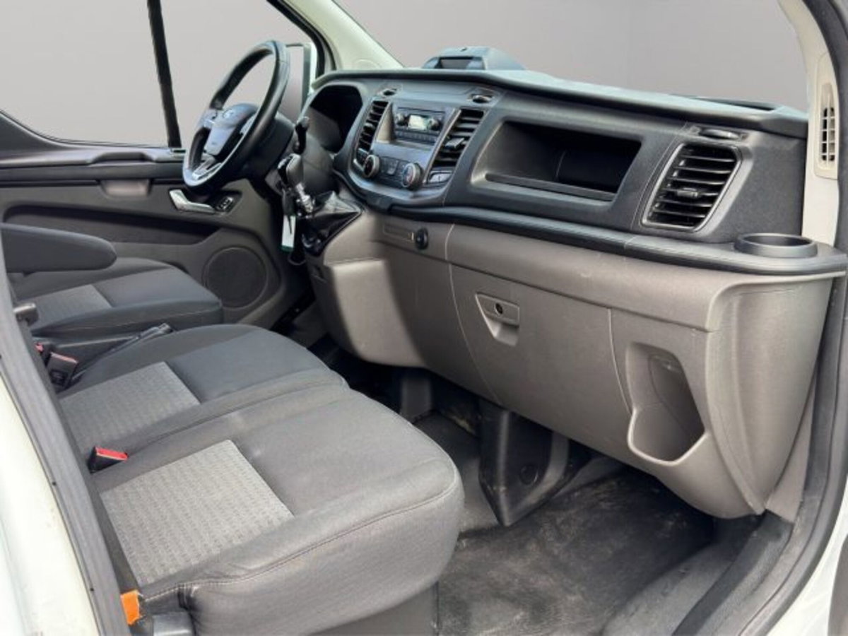Ford Transit Custom Furgone 320 2.0 ecoblue 170cv Sport L1H1 A8 (9)
