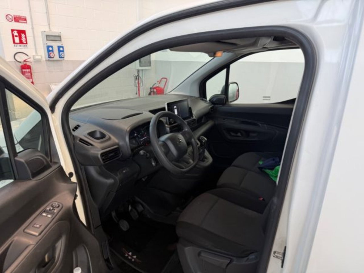 Citroen Berlingo BlueHDi 100 Van DC 5 posti L2 Semivetrato (16)