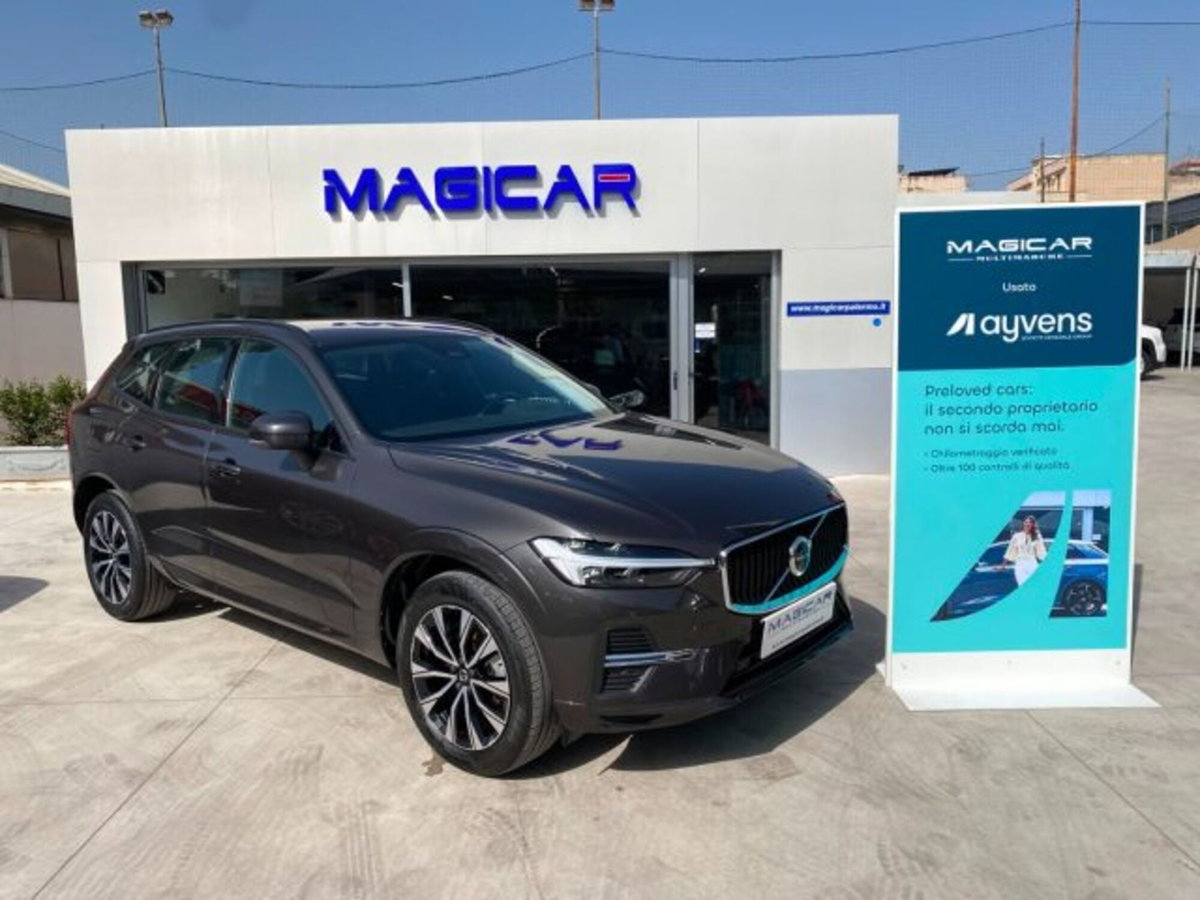 Volvo XC60 B4 automatico Essential