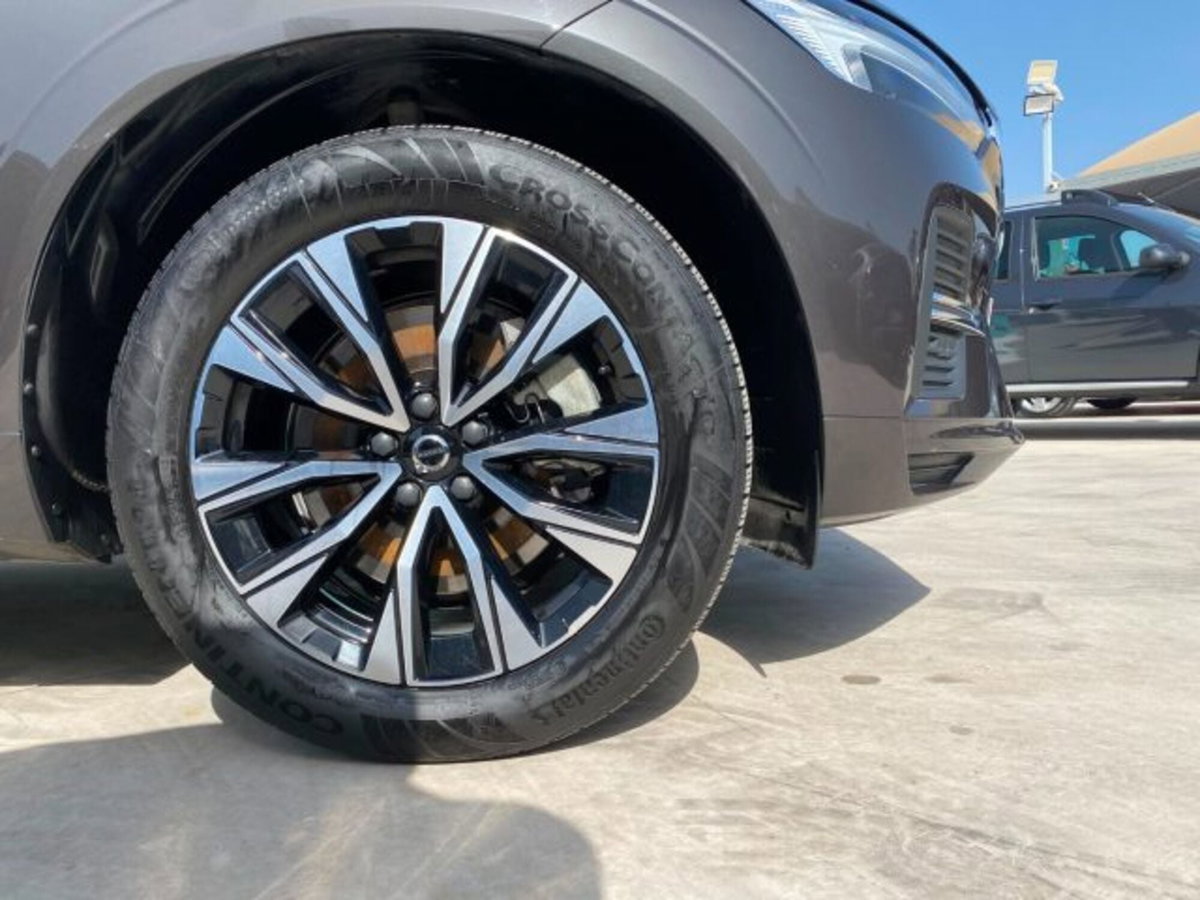 Volvo XC60 B4 automatico Essential (15)