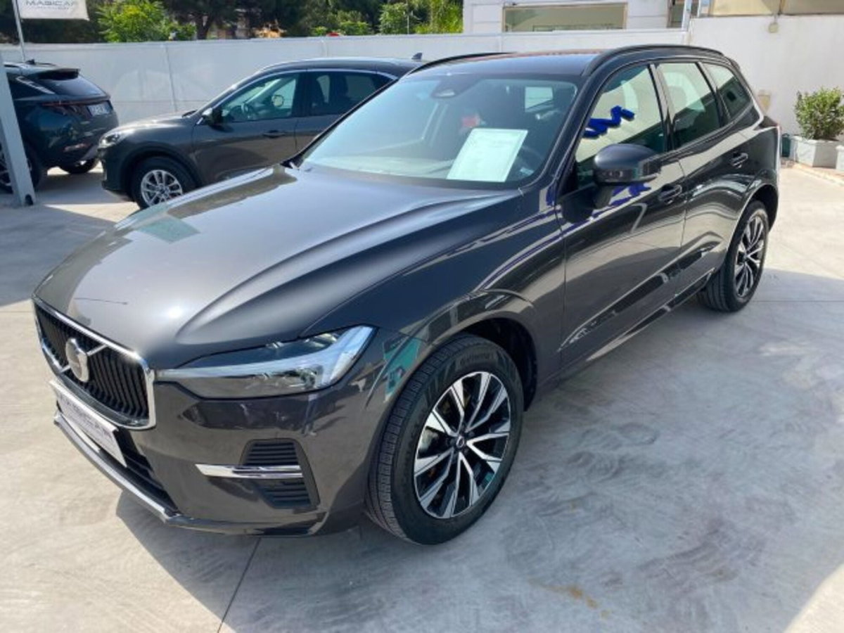 Volvo XC60 B4 automatico Essential (3)