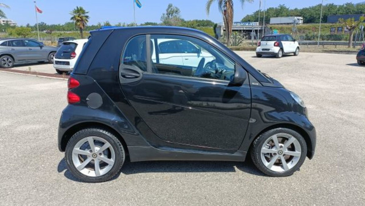 smart Fortwo 1000 62 kW coupé pulse (6)