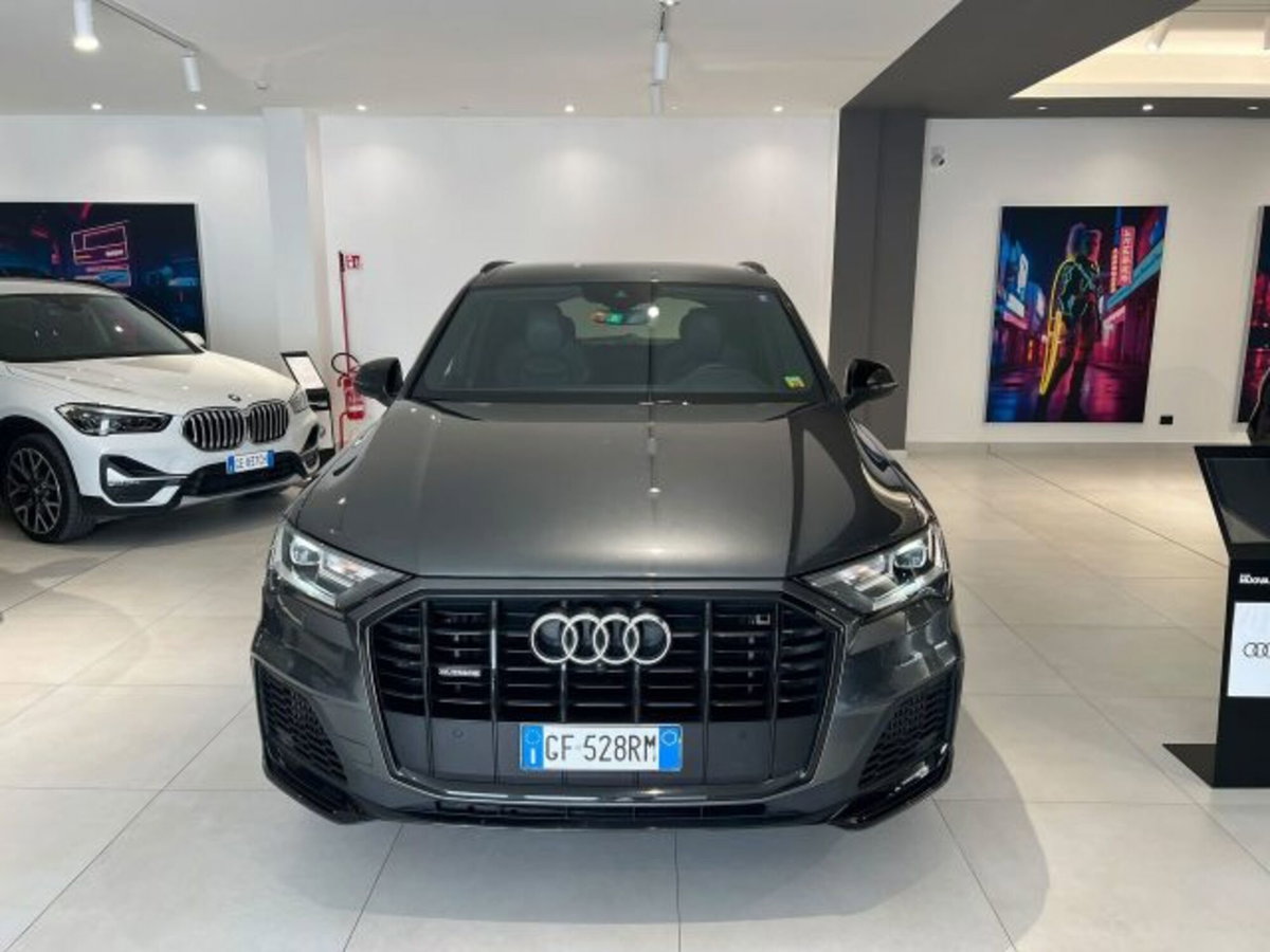 Audi Q7 55 TFSI e quattro tiptronic Sport (2)