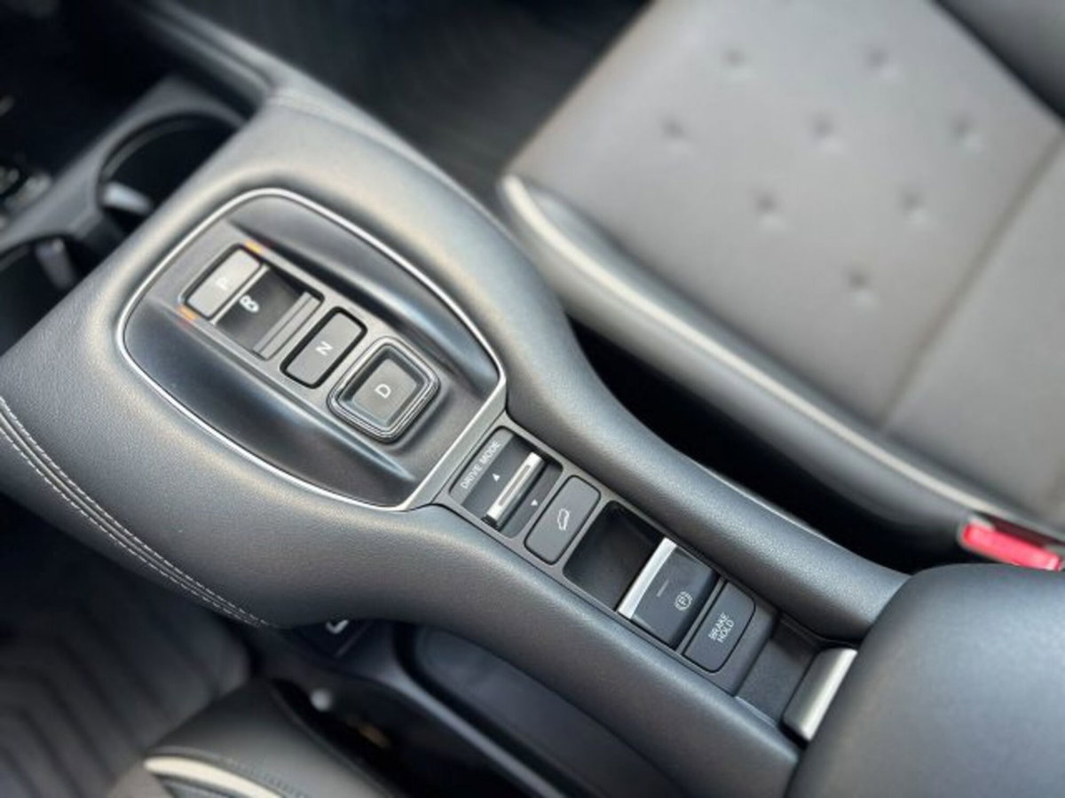 Honda ZR-V 2.0 hev Sport (14)