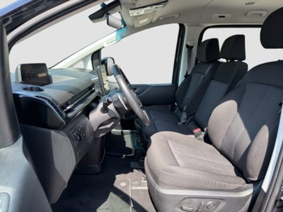 Hyundai Staria 2.2 awd auto (10)