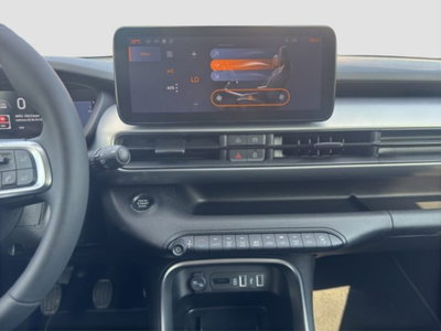 Jeep Avenger 1.2 turbo Summit fwd 100cv (16)
