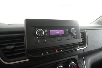 Renault Trafic Furgone BluedCi 150CV EDC PL-TN SpaceClass (14)