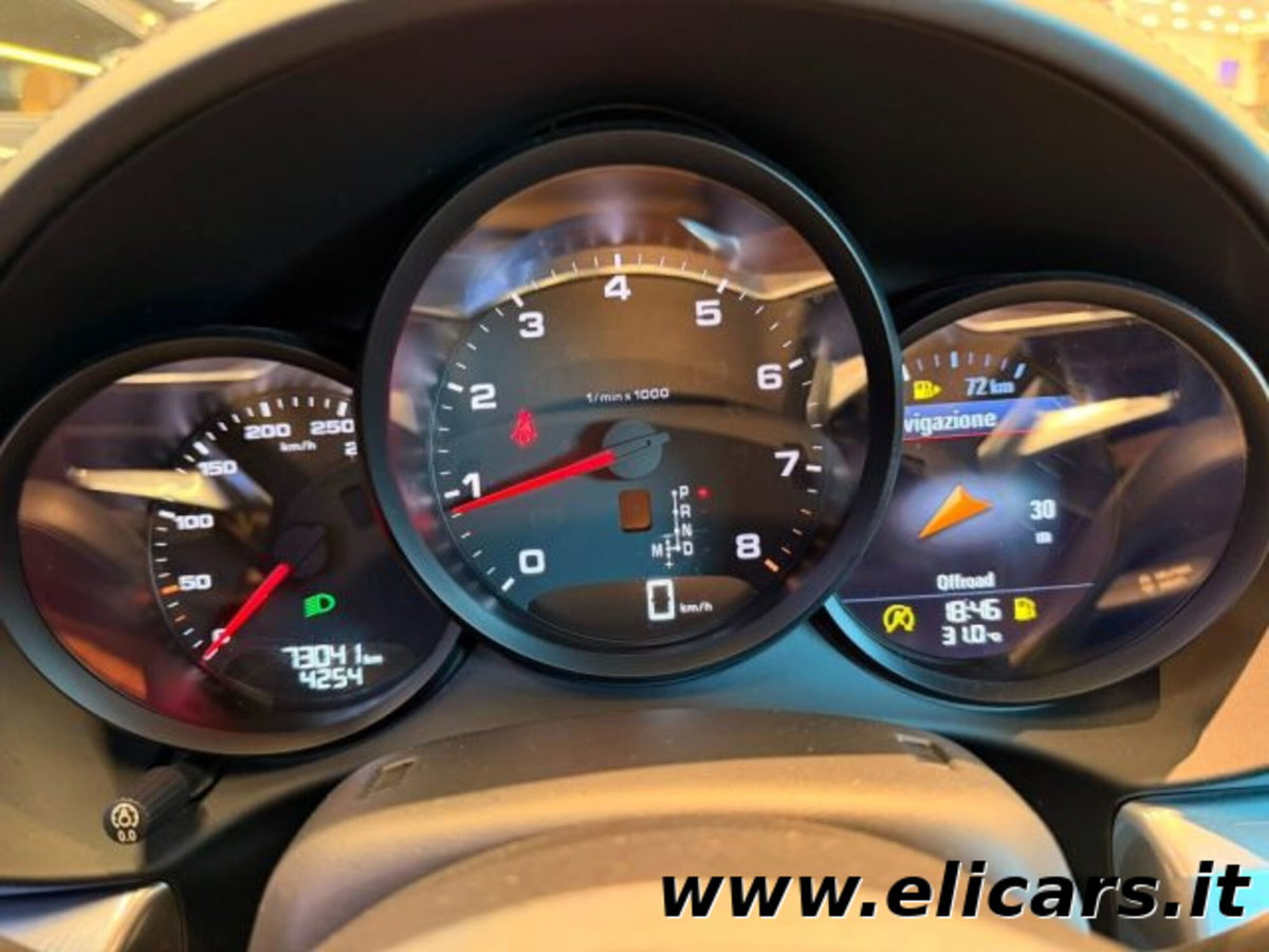 Porsche 718 Cayman  Cayman 2.0 300cv (11)