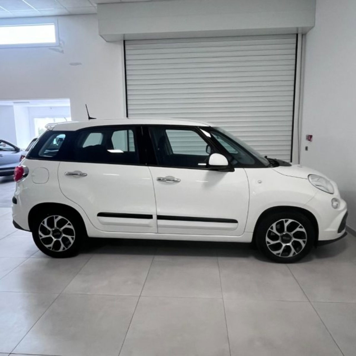 Fiat 500L Living 1.6 Multijet 120 CV Business (7)