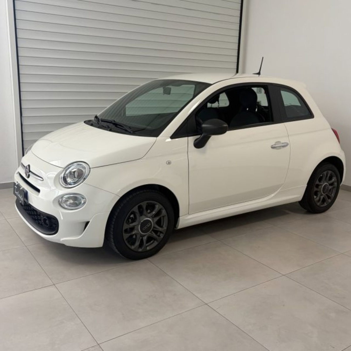 Fiat 500 1.0 Hybrid Connect (3)