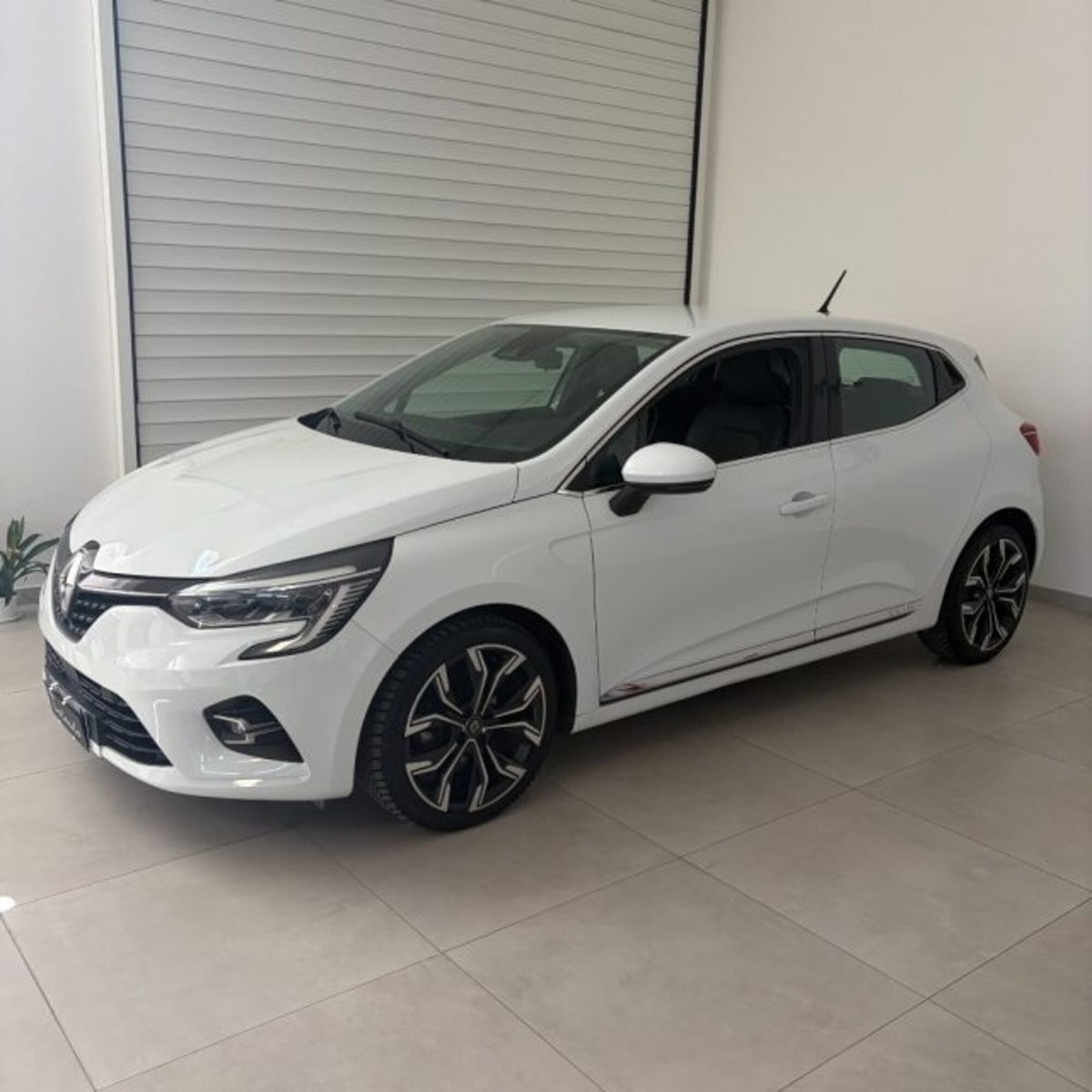 Renault Clio Blue dCi 85 CV 5 porte Intens (3)