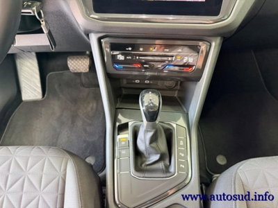 Volkswagen Tiguan 2.0 TDI 150 CV SCR DSG 4MOTION Life (16)