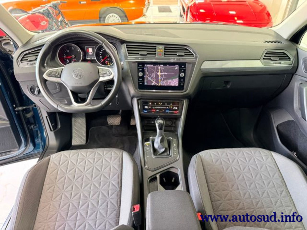 Volkswagen Tiguan 2.0 TDI 150 CV SCR DSG 4MOTION Life (17)