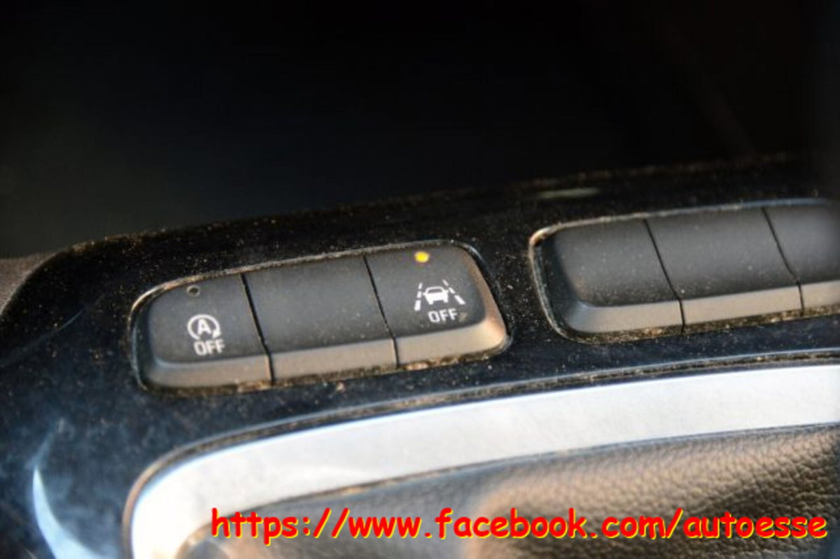 Opel Corsa 1.2 100 CV Elegance (12)
