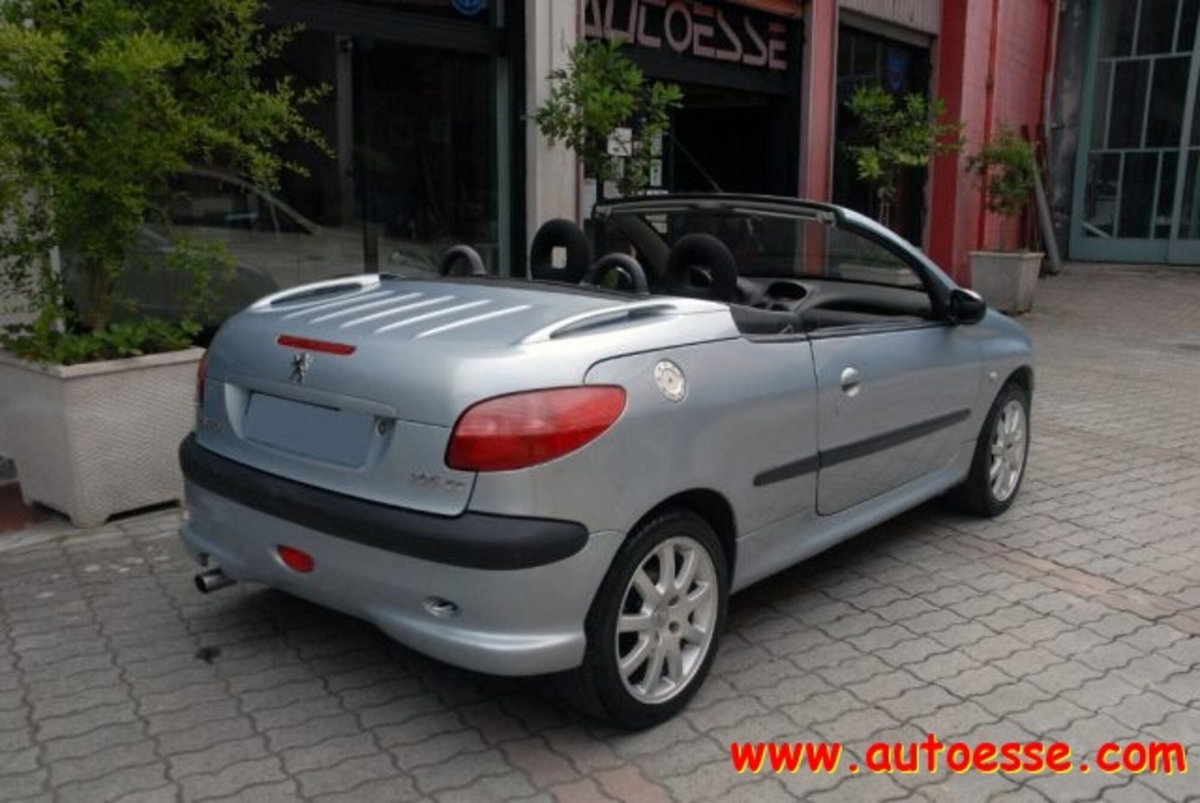 Peugeot 206 Cabrio 16V CC (18)