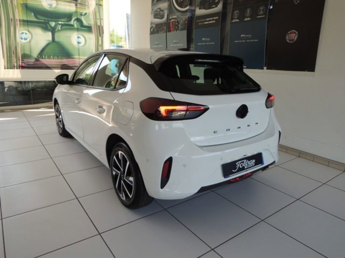 Opel Corsa 1.2 100 CV aut. GS Line (4)