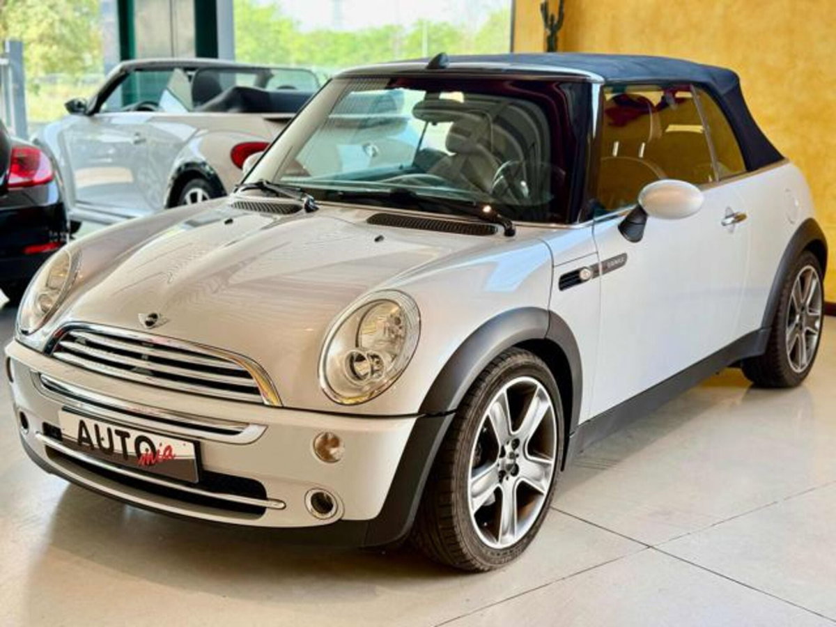 MINI Mini Cabrio 1.6 16V One Sidewalk Cabrio (2)