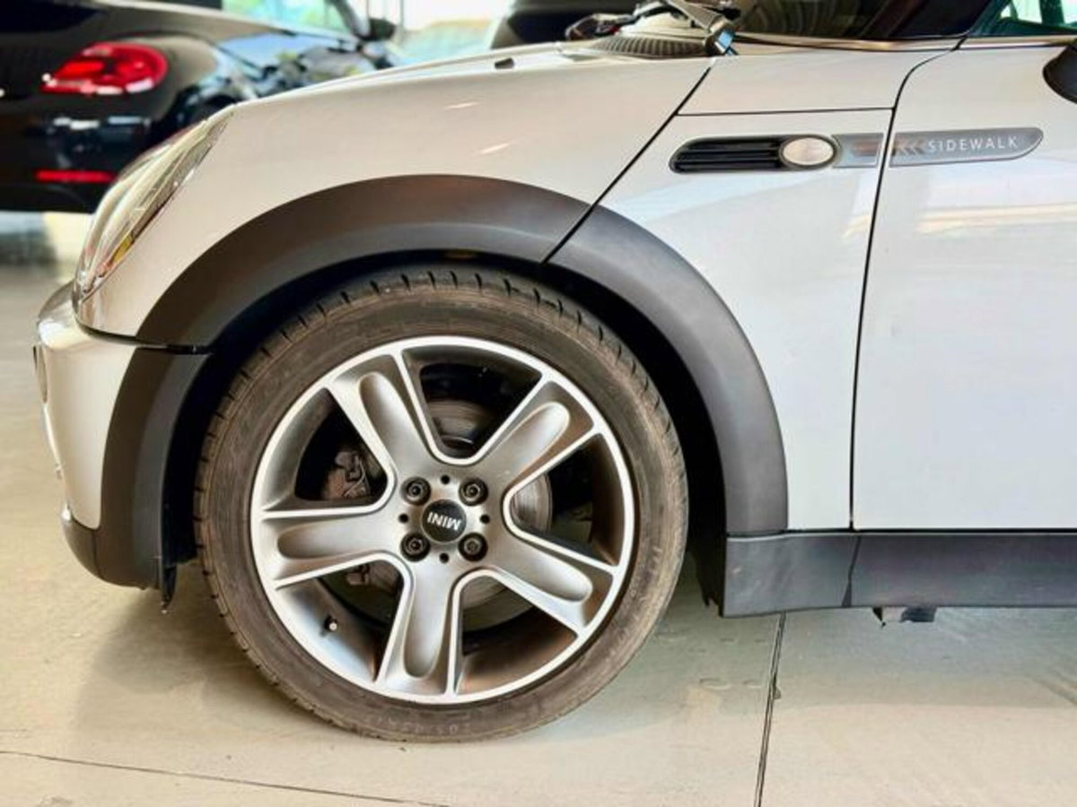 MINI Mini Cabrio 1.6 16V One Sidewalk Cabrio (4)