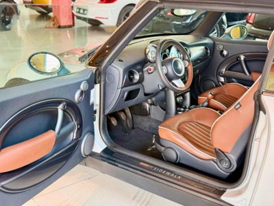 MINI Mini Cabrio 1.6 16V One Sidewalk Cabrio (7)