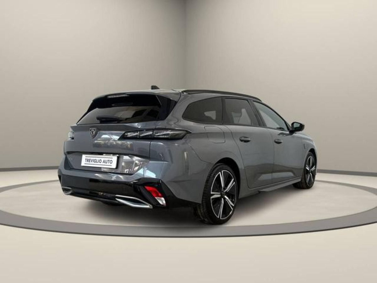 Peugeot 308 SW PureTech Turbo 130 S&S EAT8 GT Pack (5)