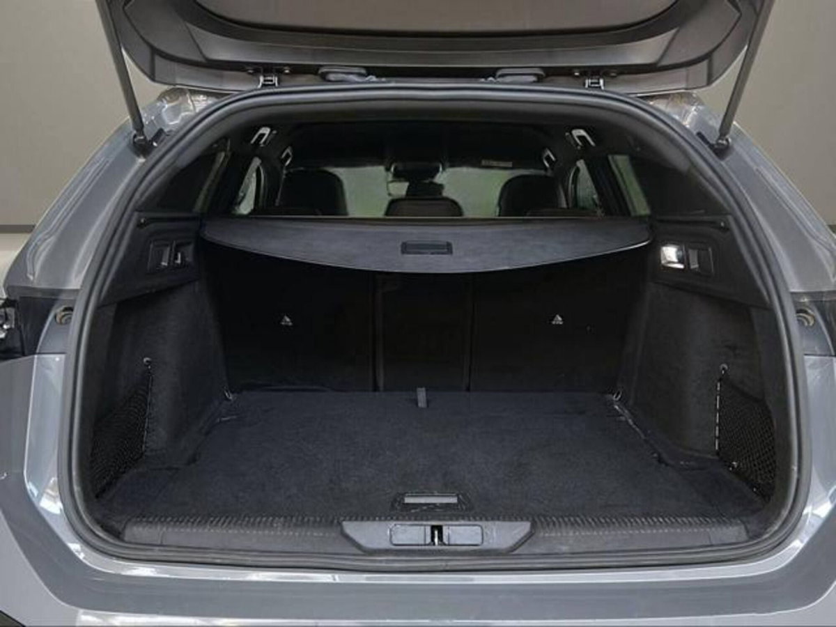 Peugeot 308 SW PureTech Turbo 130 S&S EAT8 GT Pack (7)