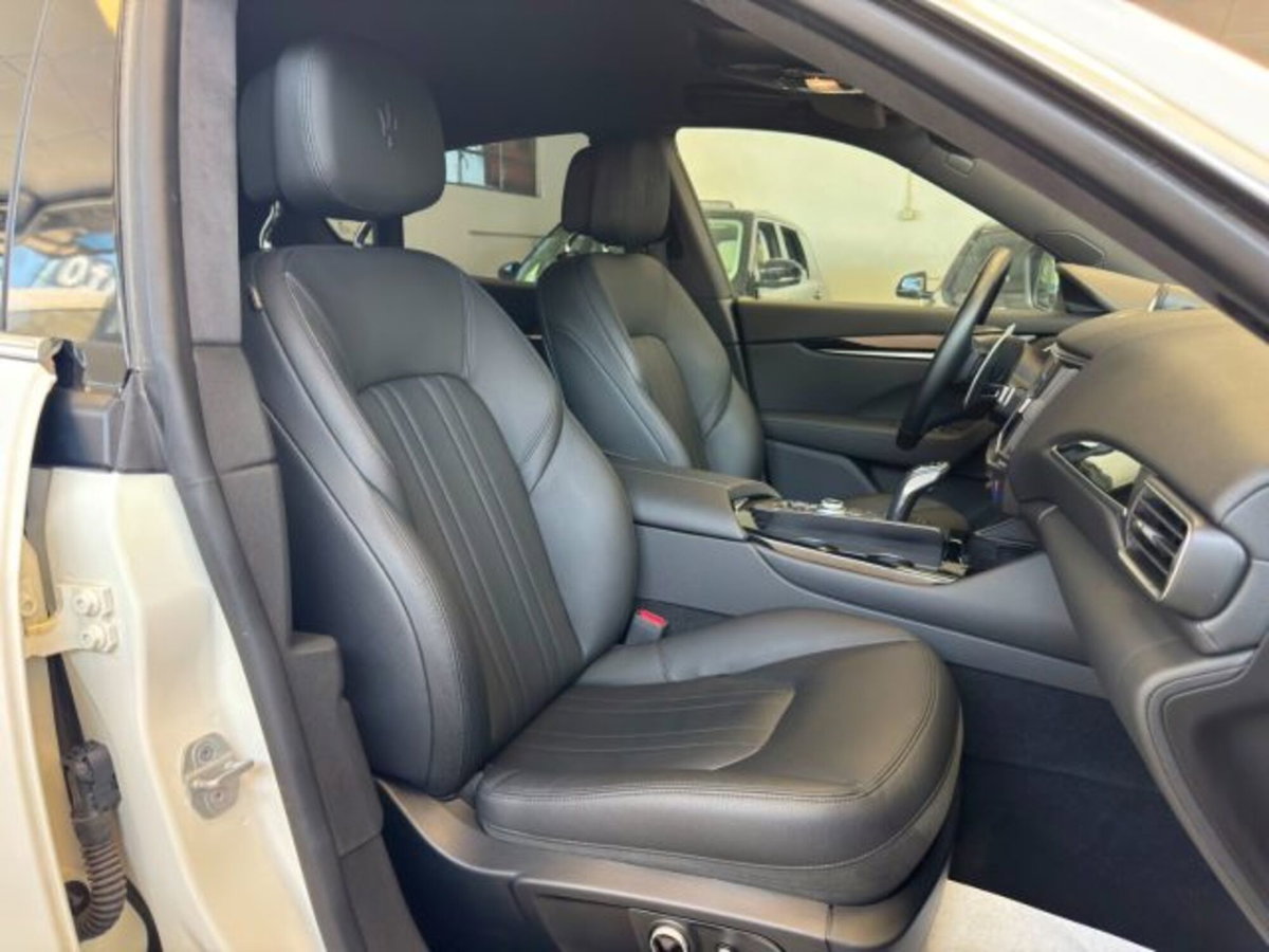 Maserati Levante Levante MHEV 330 CV AWD GT (8)
