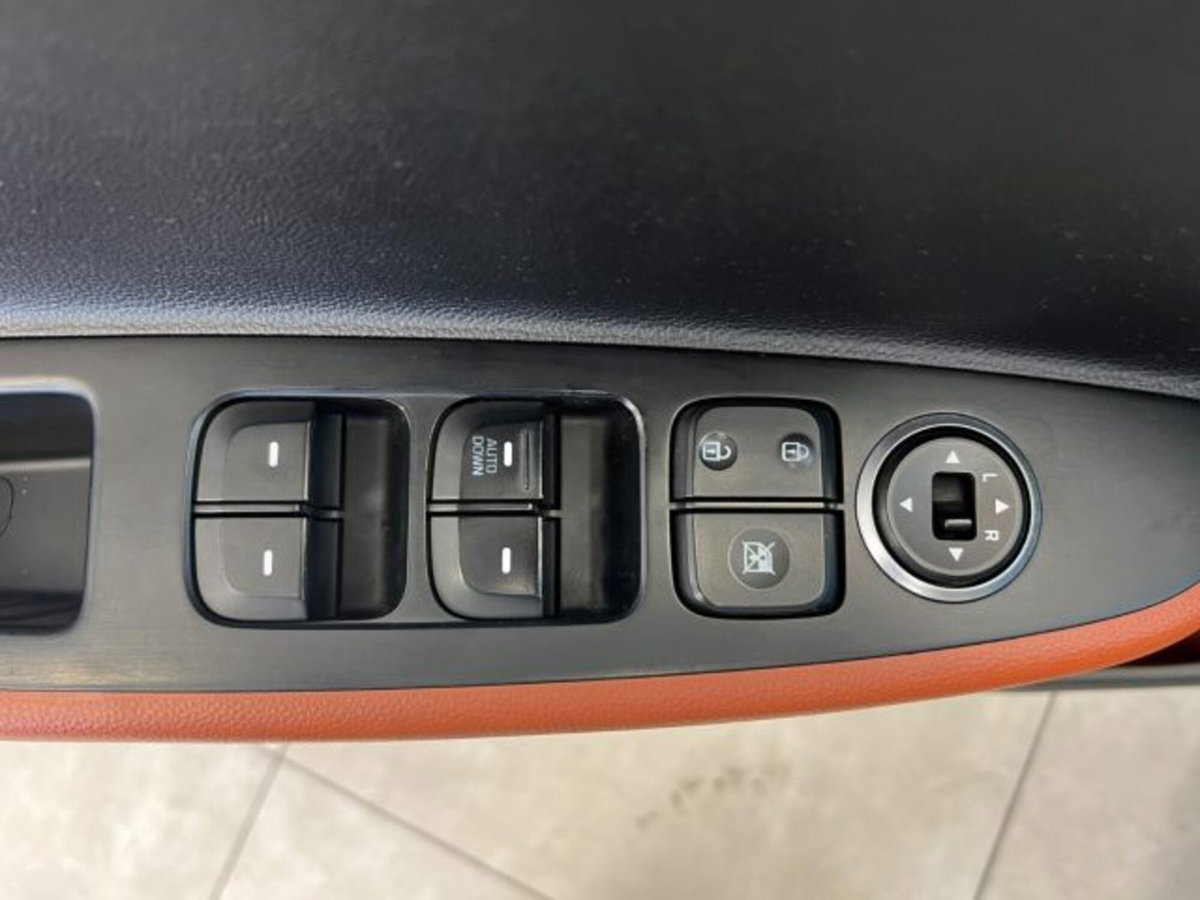 Hyundai i10 1.0 MPI Prime (13)