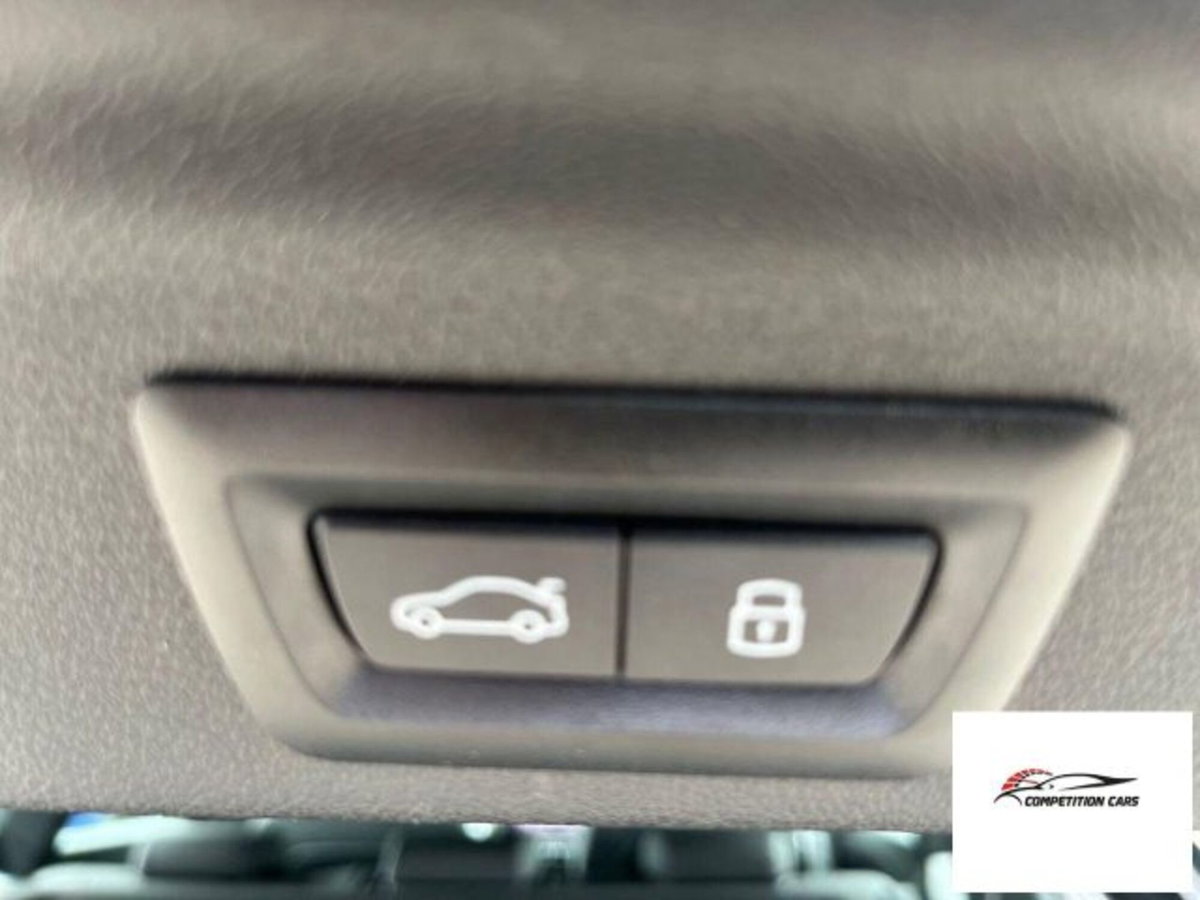 BMW X1 sdrive18i X-Line auto (12)