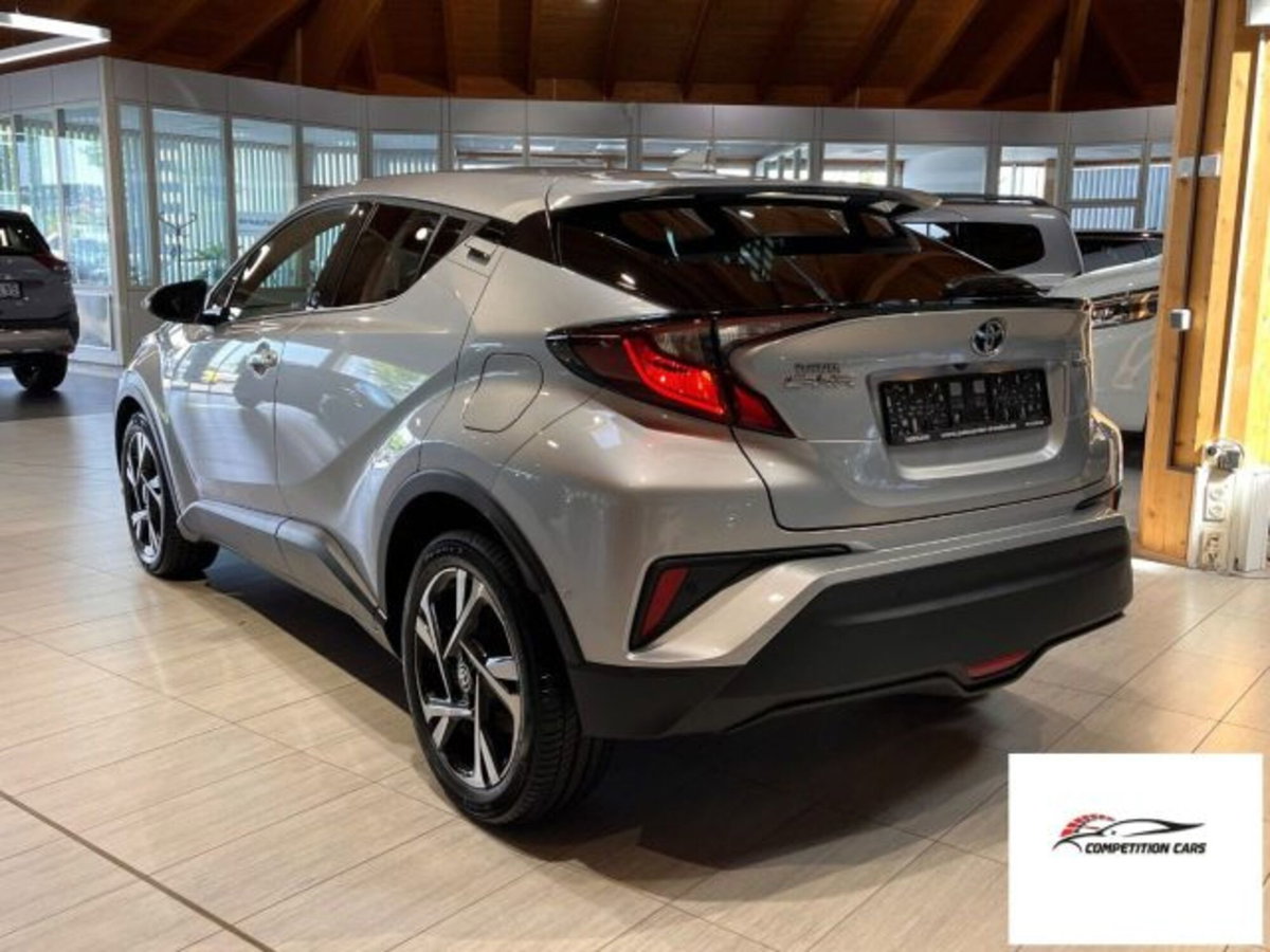 Toyota Toyota C-HR 1.8 Hybrid E-CVT Toyota Team (6)