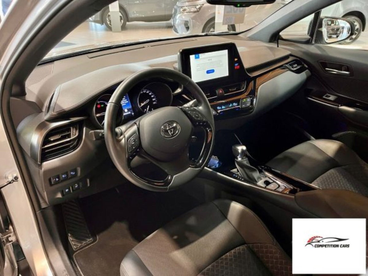Toyota Toyota C-HR 1.8 Hybrid E-CVT Toyota Team (9)