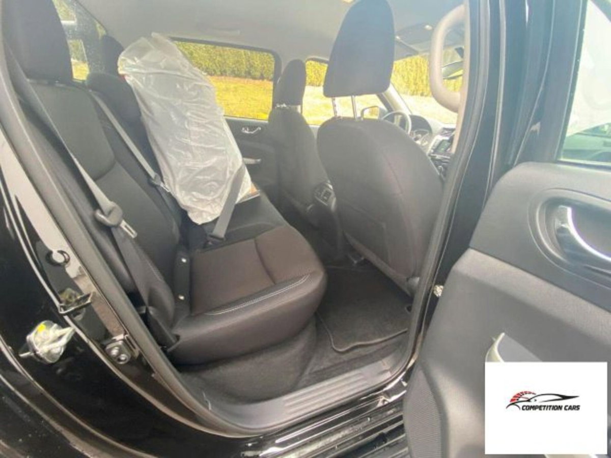 Nissan Navara 2.3 dCi 190 CV 4WD Double Cab Tekna (9)