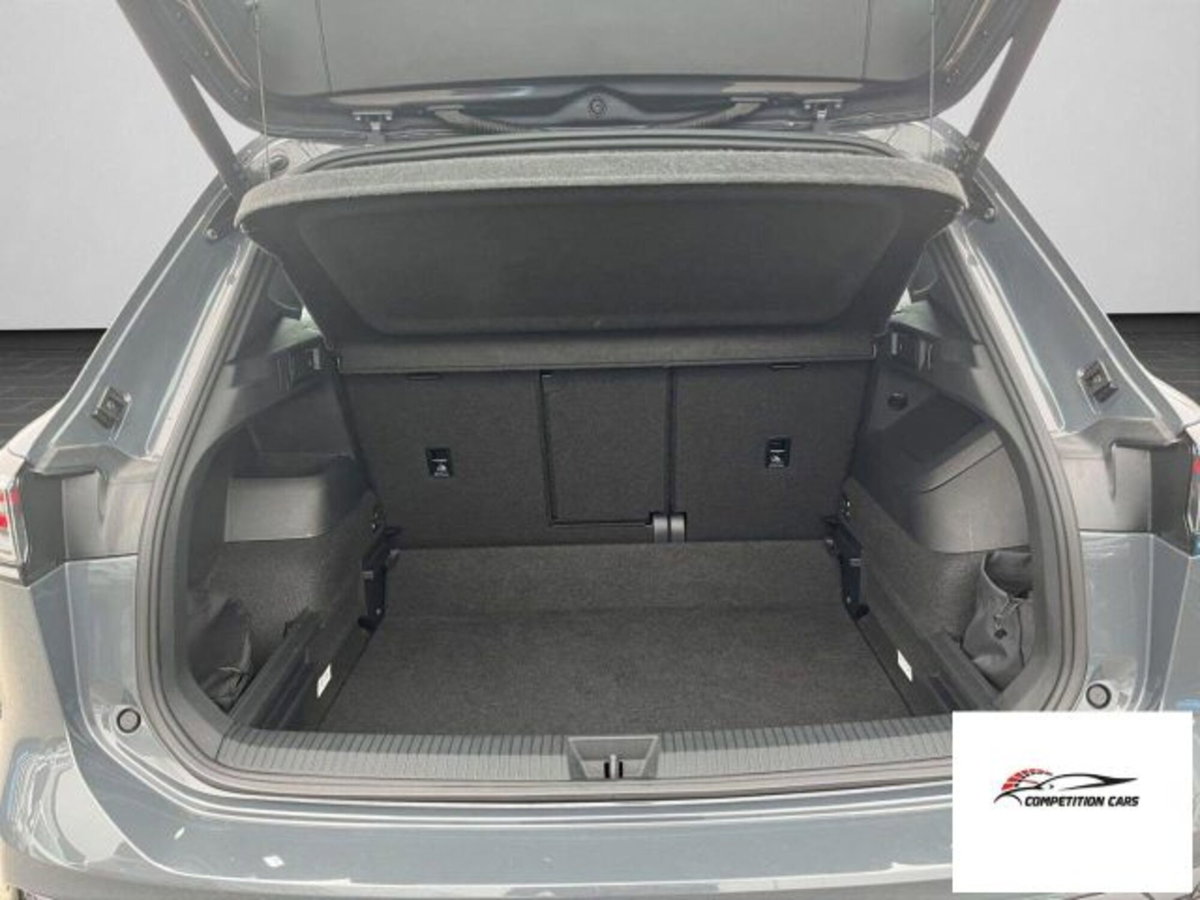 Volkswagen Tiguan Allspace 2.0 tdi R-Line 150cv dsg (14)