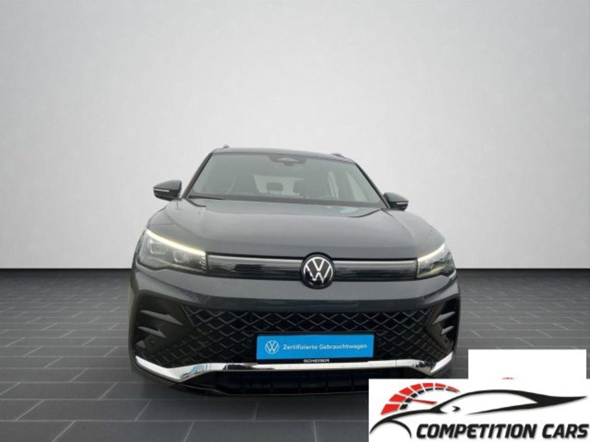 Volkswagen Tiguan 2.0 tdi R-Line 150cv dsg (2)