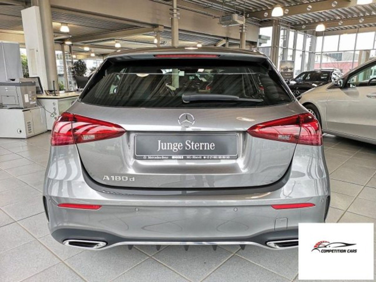 Mercedes-Benz Classe A 180 d Automatic Premium (6)