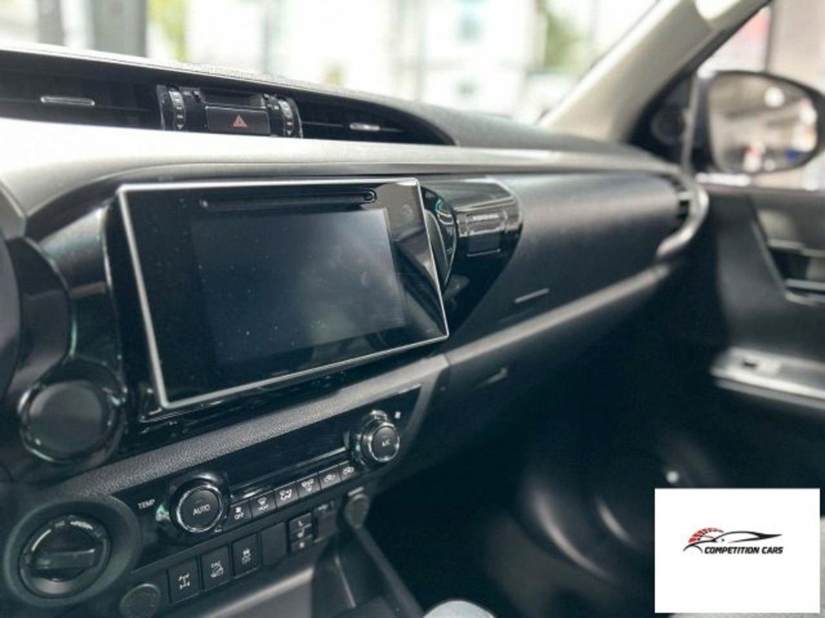 Toyota Hilux 2.D-4D 4WD porte Double Cab Comfort (10)