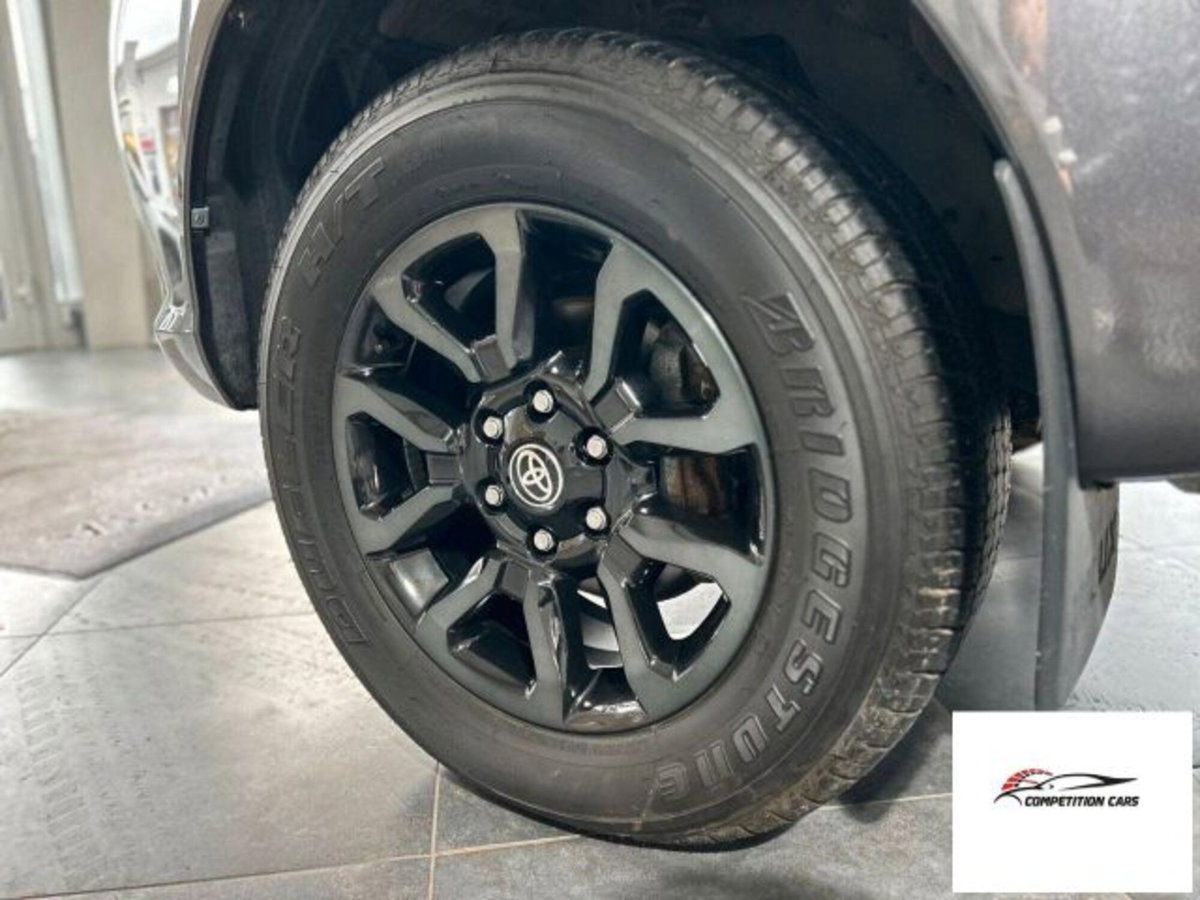 Toyota Hilux 2.D-4D 4WD porte Double Cab Comfort (12)