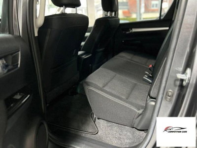 Toyota Hilux 2.D-4D 4WD porte Double Cab Comfort (8)
