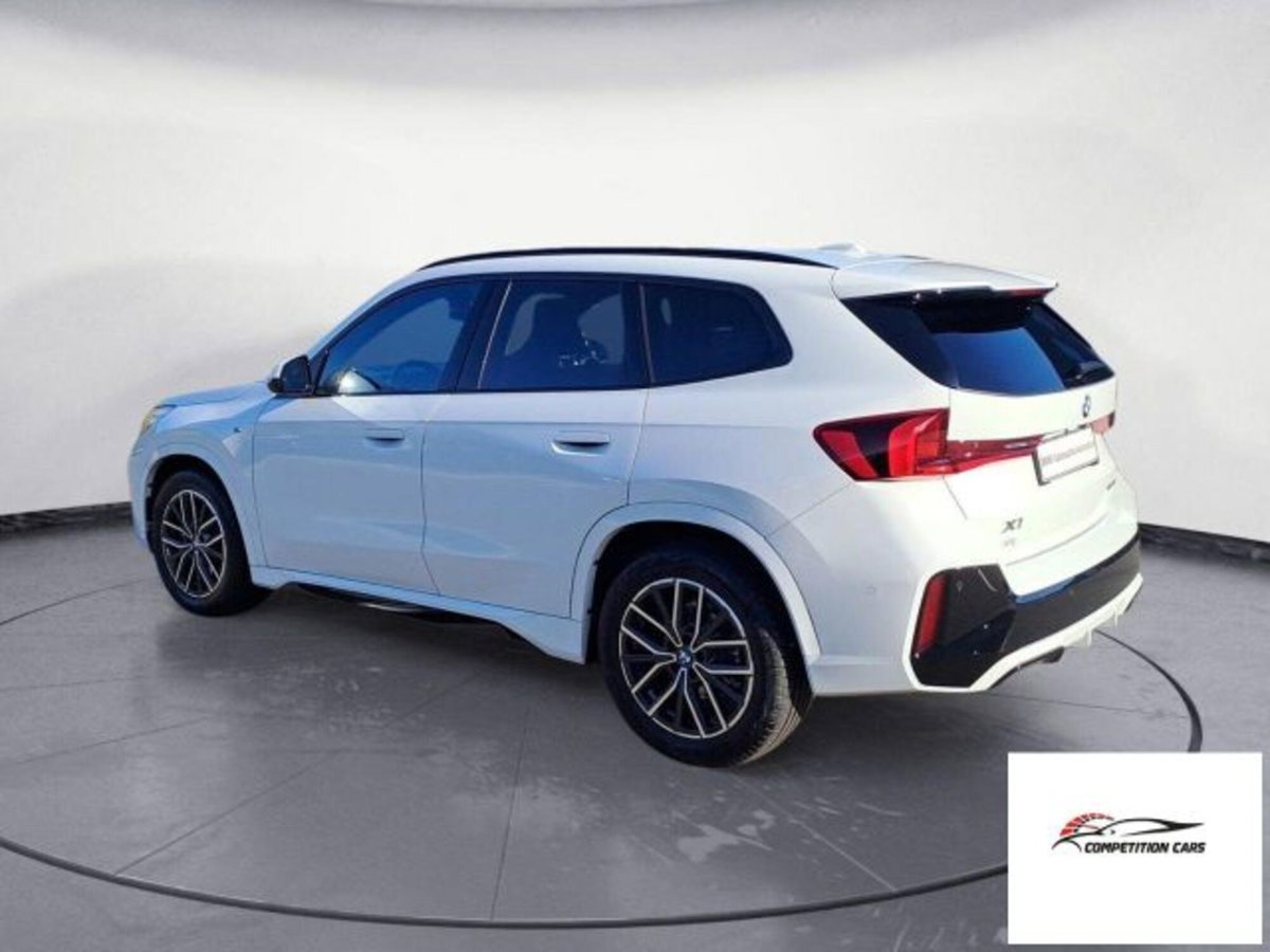 BMW X1 sDrive18i (3)