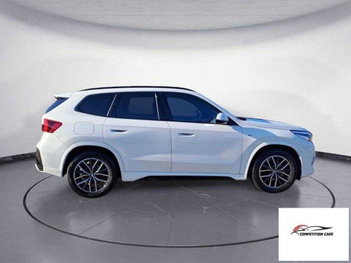 BMW X1 sDrive18i (4)