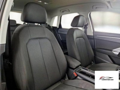 Audi Q3 35 TDI quattro S tronic Business Advanced (10)