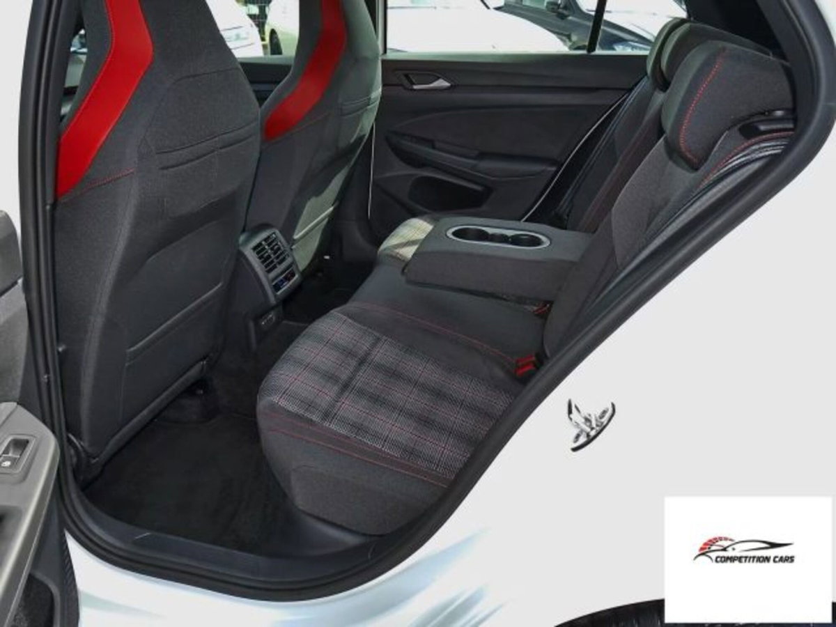 Volkswagen Golf 2.0 tsi GTI MT Ultimate 245cv (7)