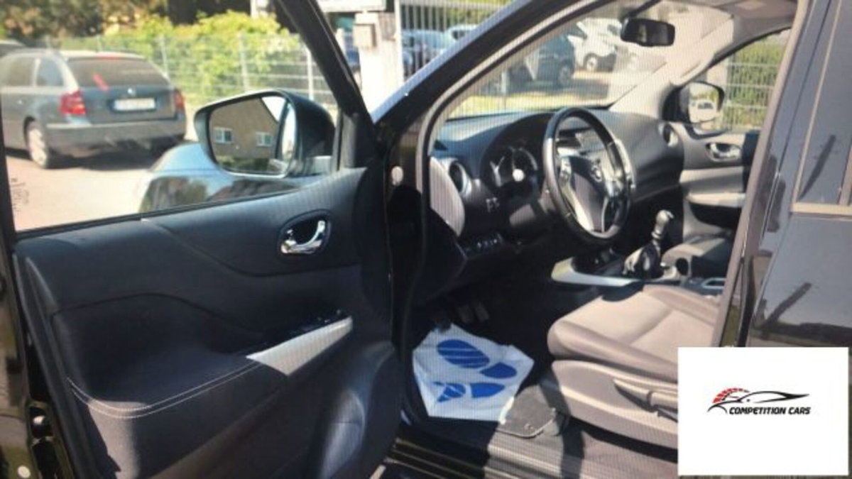Nissan Navara 2.3 dCi 190 CV 4WD Double Cab N-Connecta (12)