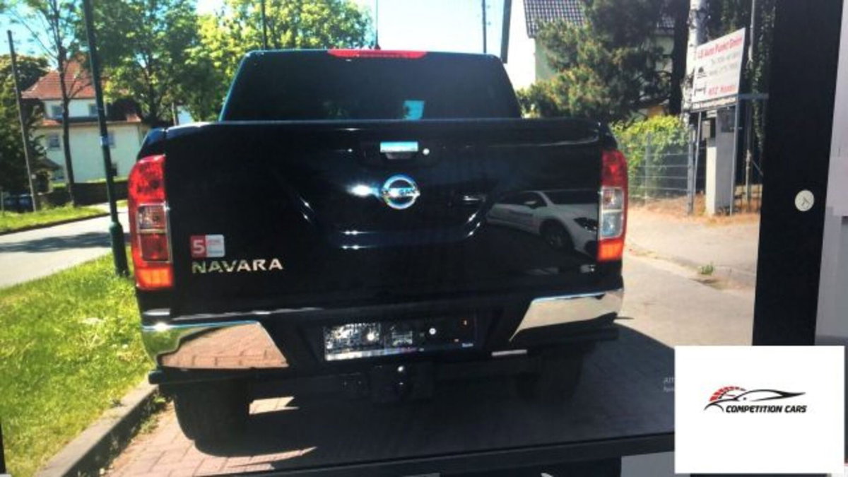 Nissan Navara 2.3 dCi 190 CV 4WD Double Cab N-Connecta (7)
