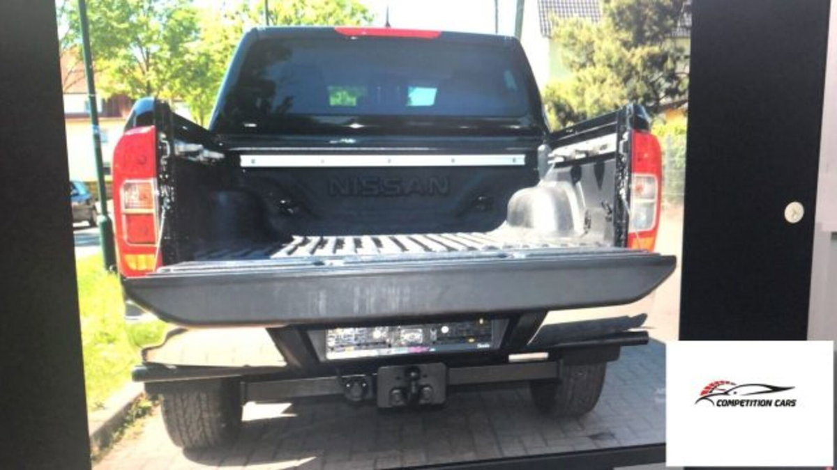 Nissan Navara 2.3 dCi 190 CV 4WD Double Cab N-Connecta (8)