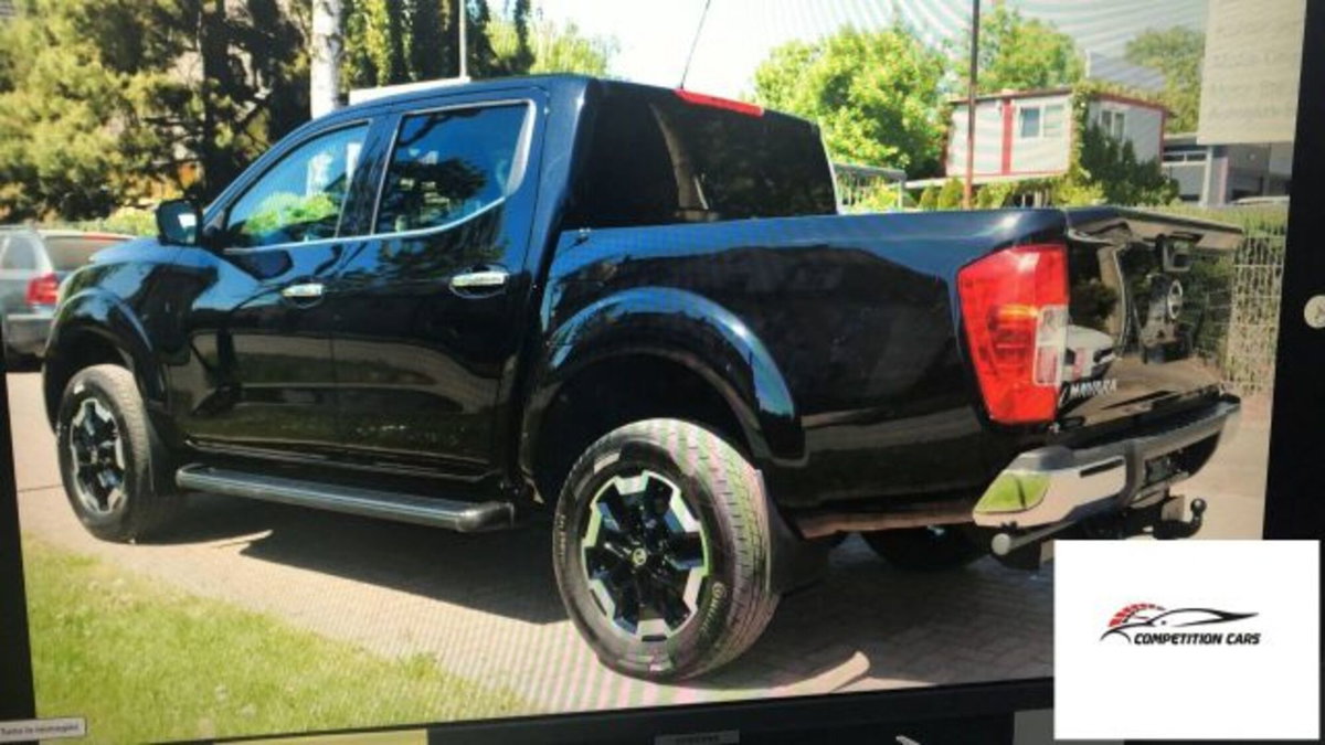 Nissan Navara 2.3 dCi 190 CV 4WD Double Cab N-Connecta (9)