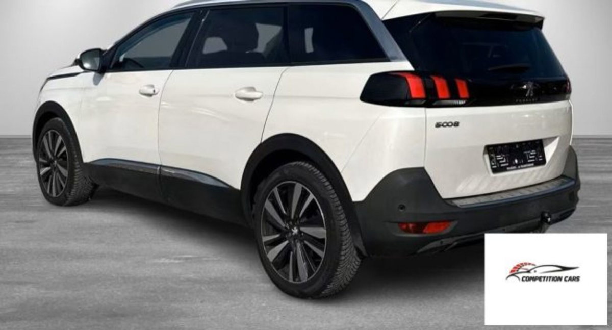 Peugeot 5008 BlueHDi 130 S&S Allure (3)
