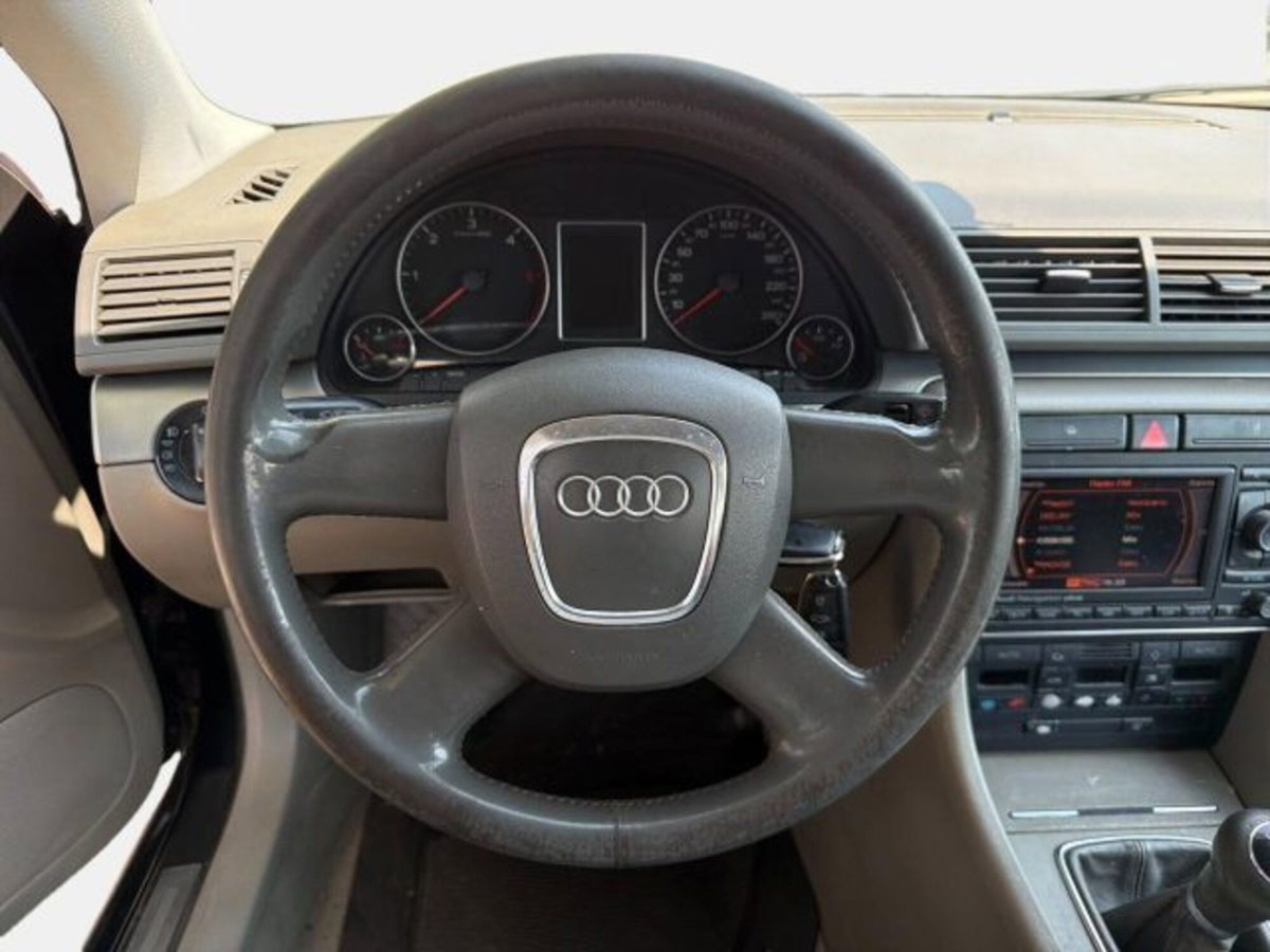 Audi A4 Avant 1.9 TDI (8)